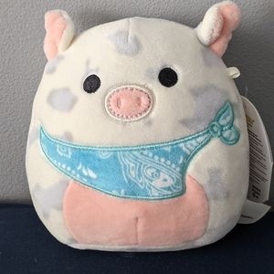5" Rosie the pig easter squishmallow